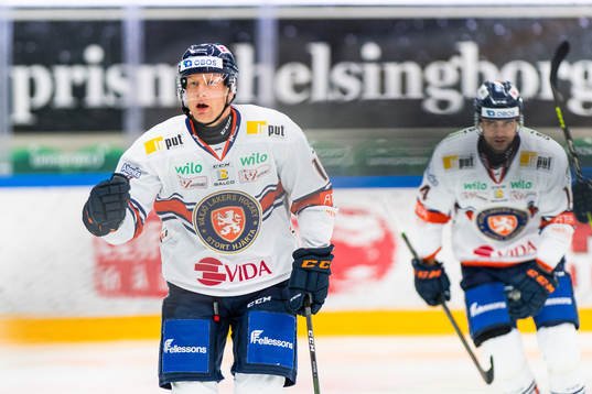 Växjös Richard Gynge jublar