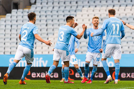 Malmö FFs Anders Christiansen jublar med lagkamrater