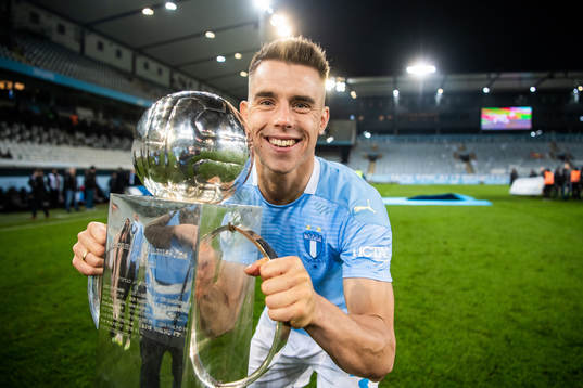 Malmö FFs Jonas Knudsen  jublar med Lennart Johanssons