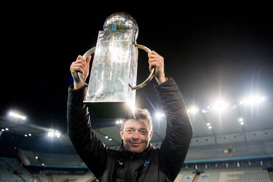 Malmö FFs tränare Jon Dahl Tomasson med Lennart