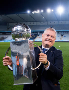 Malmö FFs ordförande Anders Pålsson med Lennart