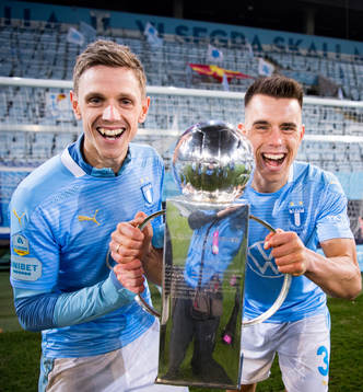 Malmö FFs Sören Rieks och Jonas Knudsen med Lennart
