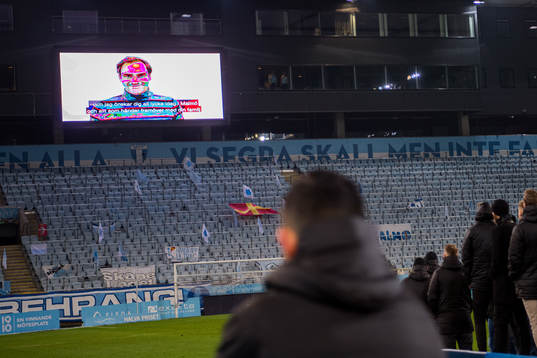 Hyllningsceremoni för Malmö FFs Behrang Safari med tal