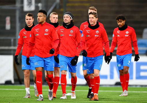 Helsingborgs spelare värmer upp