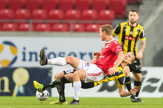 Kalmars Erik Israelsson och Häckens Gustav Berggren