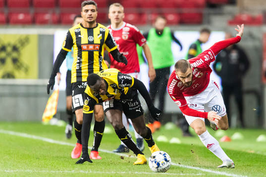 Kalmars Filip Sachpekidis och Häckens Godswill Ekpolo