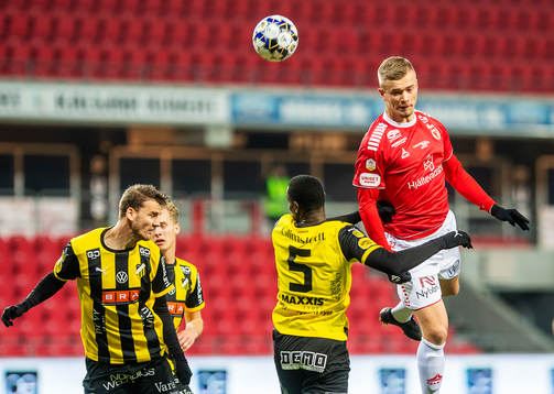 Kalmars Alexander Ahl Holmström och Häckens Godswill