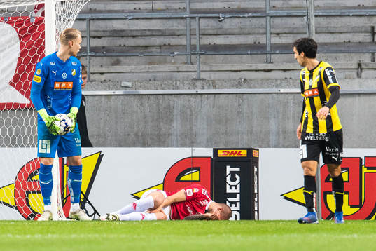 Kalmars Douglas Bergqvist har ont