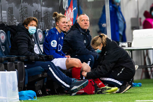 Marie Dølvik Markussen of Vålerenga injured