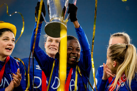 Ajara Njoya of Vålerenga celebrates winning the league