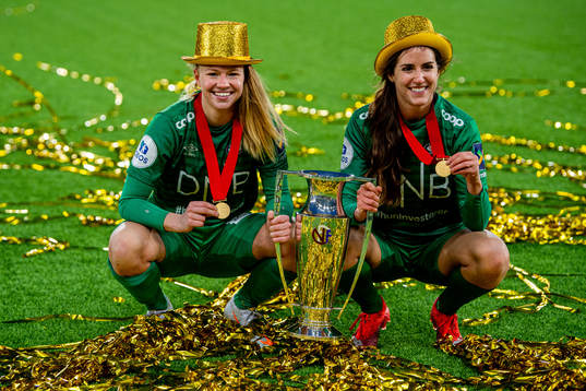 Goalkeepers Jalen Justine Tompkins and Hannah Grace Seabert