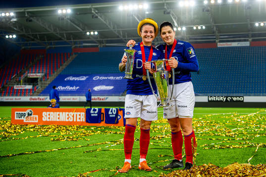 Sherida Spitse and Dejana Stefanovic of Vålerenga
