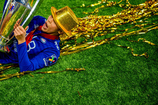 Celin Bizet Ildhusøy of Vålerenga celebrates winning the