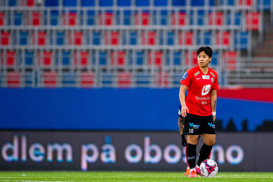 Meryll Abrahamsen of Arna-Bjørnar looks dejected