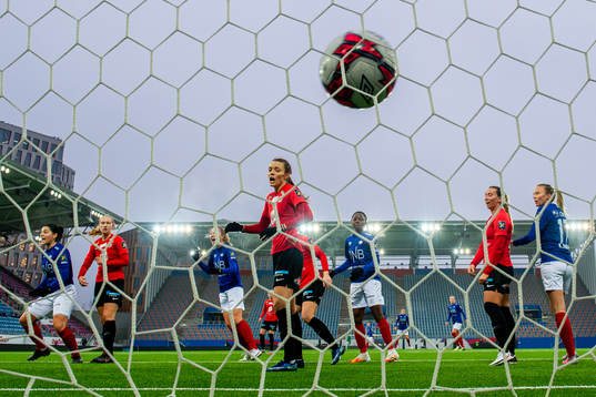 Kristin Risnes of Arna-Bjørnar reacts