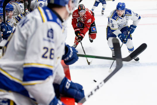 Örebros Emil Larsson och Leksands Daniel Gunnarsson