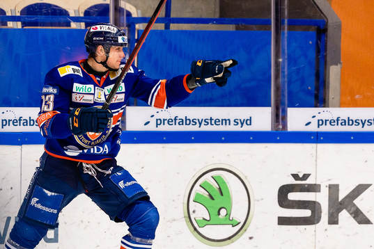 Växjös Jack Drury jublar