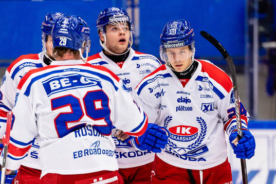 Oskarshamns Kim Strömberg jublar