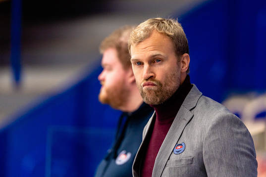 Oskarshamns assisternade tränare Mathias Tjärnqvist