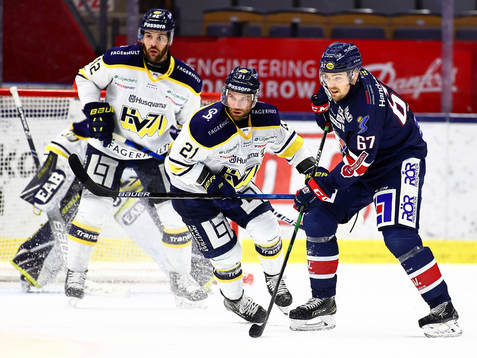 s Christian Sandberg och Linköpings Jarno Kärki