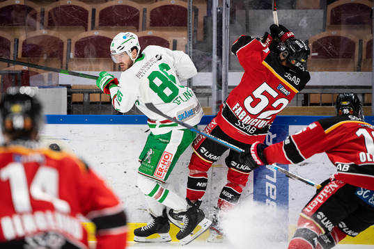 Rögles Eric Gelinas och Luleås Karl Fabricius