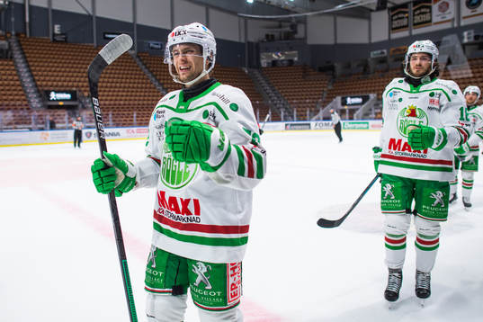 Rögles Daniel Zaar jublar