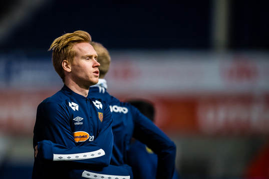 Sigurd Tafjord of Aalesund warms up