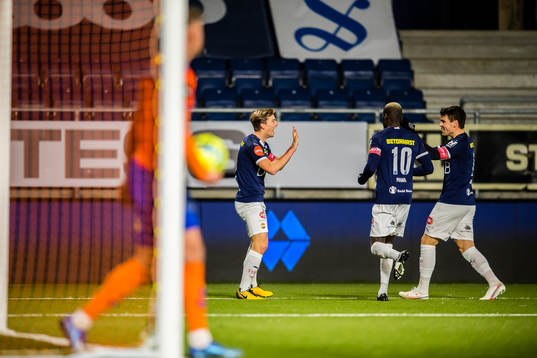 Johan Hove of Strømsgodset celebrates