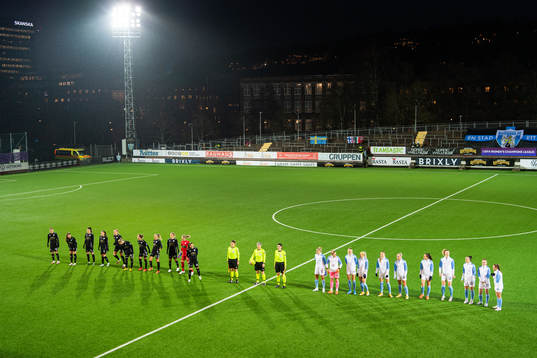 Teams of Göteborg and of Manchester City