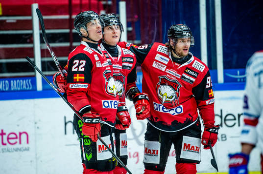 Malmö Redhawks Fredrik Händemark jublar