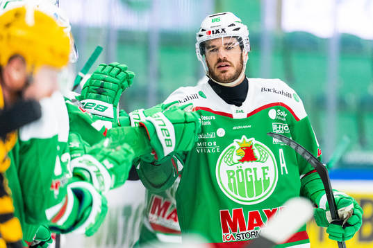 Rögles Eric Gelinas jublar