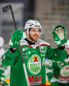 Rögles Eric Gelinas jublar