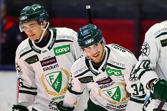Färjestads Michael Lindqvist jublar
