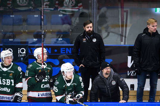 Väsbys tränare Viktor Tuurala