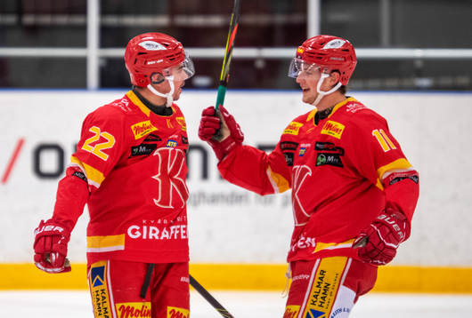 Kalmars Zachary Remers jublar med Robin Sundman