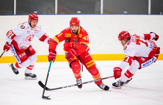 Kalmars Libelin Bäckström och Trojas Victor Gagic