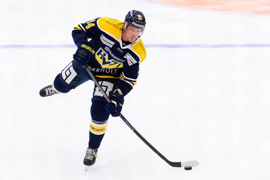 s Ryan Stoa innan ishockeymatchen i SHL mellan HV71 och