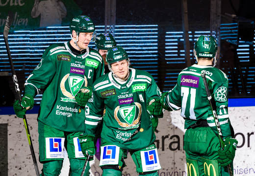 Färjestads Victor Ejdsell och Daniel Viksten jublar