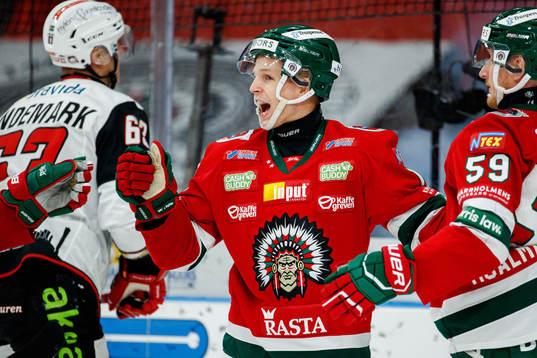 Frölundas Max Friberg jublar