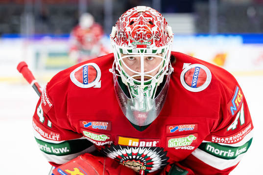 Frölundas målvakt Niklas Rubin innan ishockeymatchen i