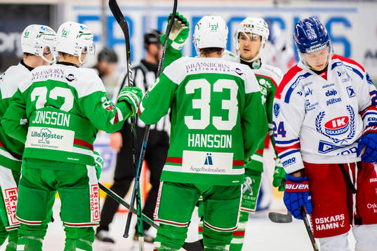 Rögles Samuel Jonsson jublar
