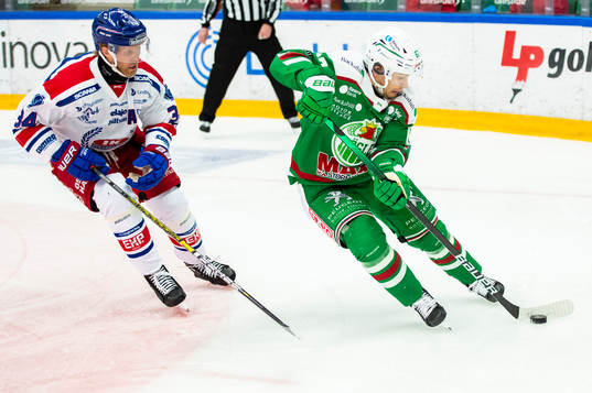 Oskarshamns Philip Samuelsson  och Rögles Leon Bristedt