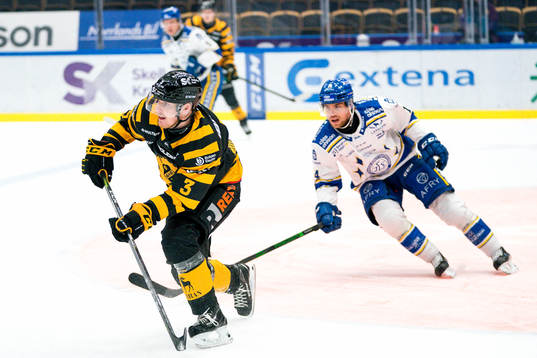 Skellefteås Niclas Burström och Leksands Oskar Lang
