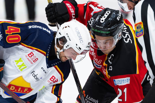 Djurgårdens Jacob Josefson och Luleås Juhani Tyrväinen