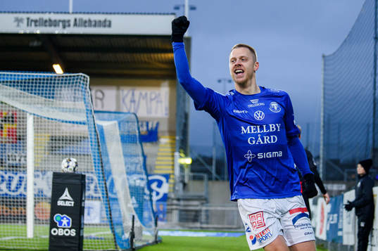 Trelleborgs Mattias Håkansson jublar