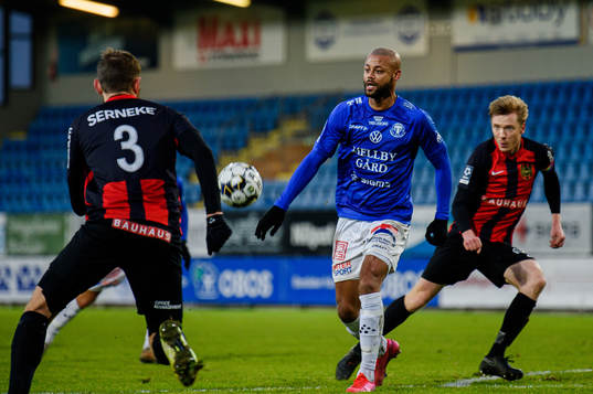 Trelleborgs Salif Camara Jönsson och Brommapojkarnas