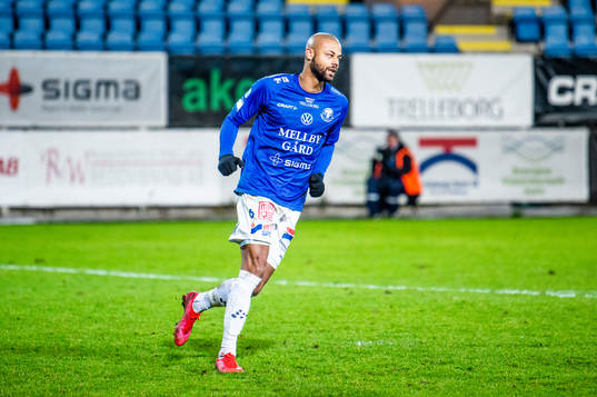 Trelleborgs Salif Camara Jönsson jublar