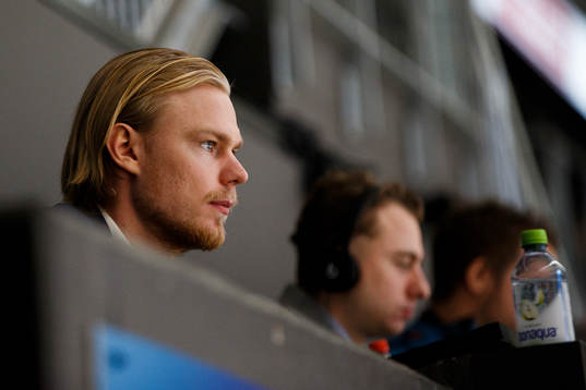 Örebros Christopher Mastomäki på läktarplats