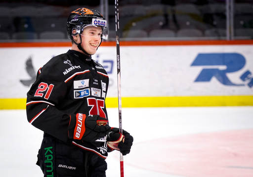 Örebros Linus Öberg jublar