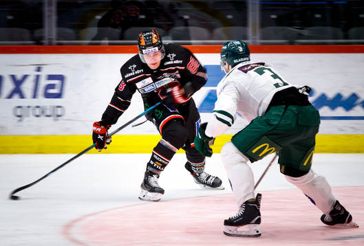 Örebros Joonas Rask och Färjestads Jens Westin